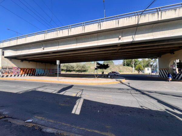 RENTA DE LOCALES, GUSTAVO BAZ, BAJO PUENTE, EN NAUCALPAN, EDO MEX - Imagen 2