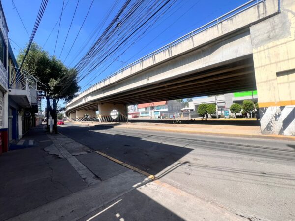 RENTA DE LOCALES, GUSTAVO BAZ, BAJO PUENTE, EN NAUCALPAN, EDO MEX - Imagen 5