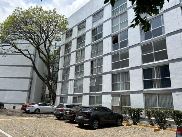 Renta Departamento sobre Avenida Copilco